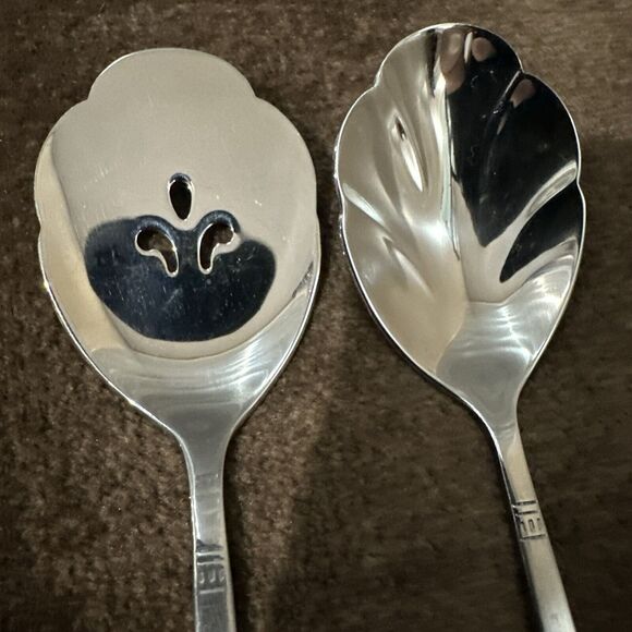 7pc Serving Set Fork Casserole Pierced Oneida Community VINLAND Stainless - Picture 7 of 10